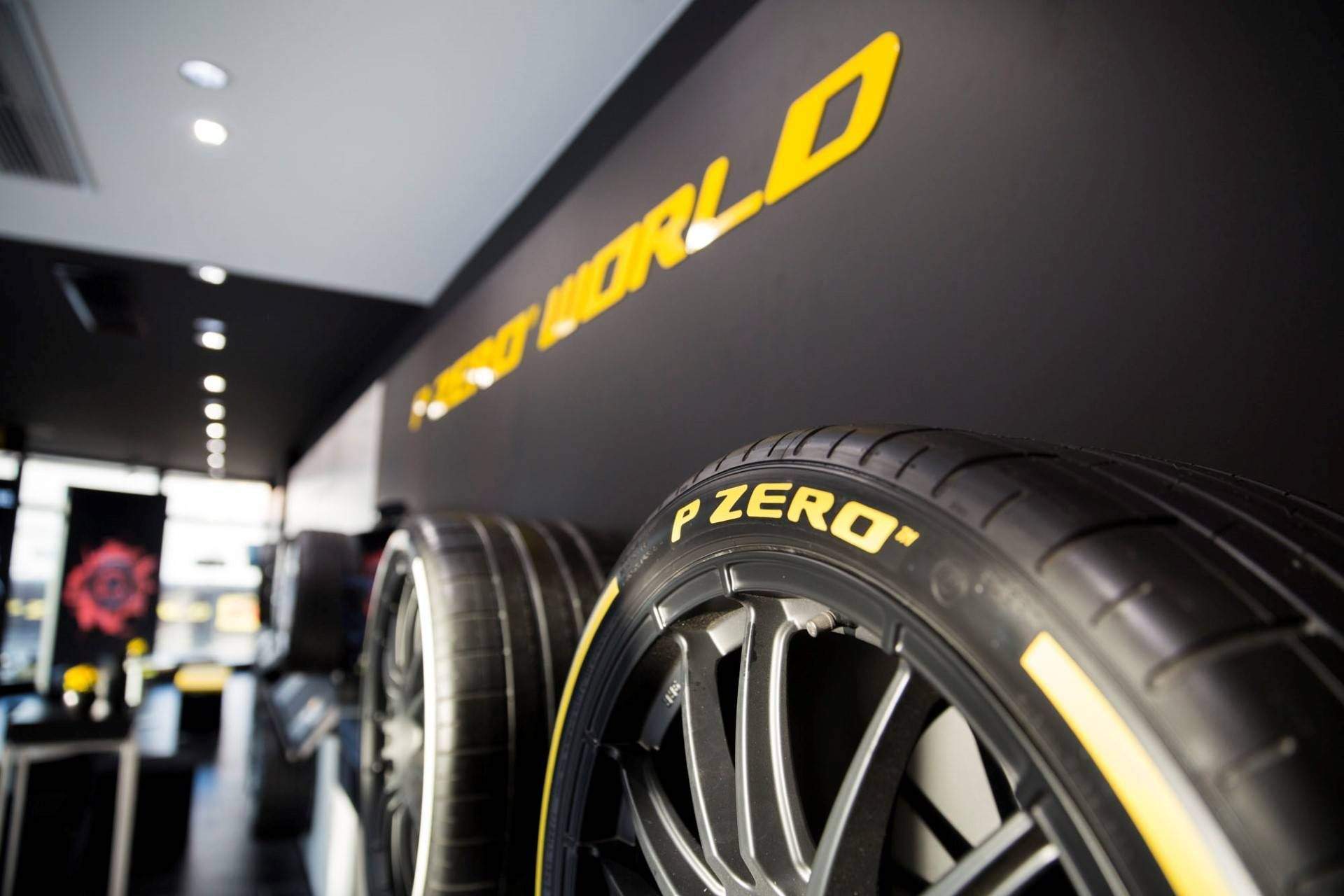 Шины пирелли летние какие лучше. Pirelli p Zero. Pirelli p Zero Yellow. Магазин Пирелли Голд. P Zero no.