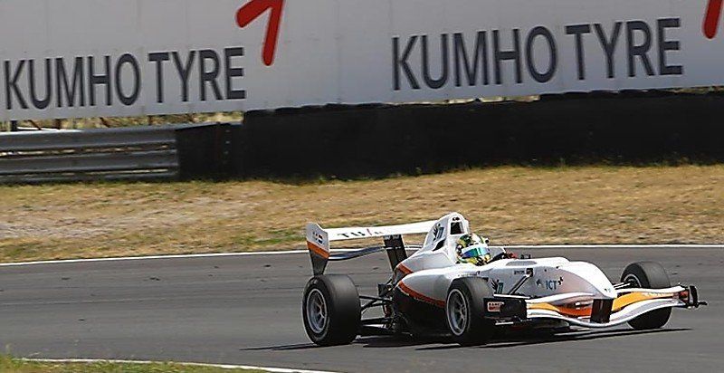 Электроболид установил новый рекорд на шинах Kumho