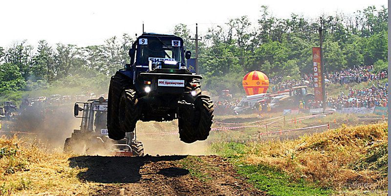 Необычный тест-драйв – трактор KIOTI !) Или как с помощью...